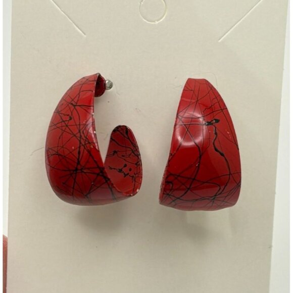 Vintage 80s Red Hoop Earrings Grafitti Abstract Design Chunky Bold - Picture 6 of 7
